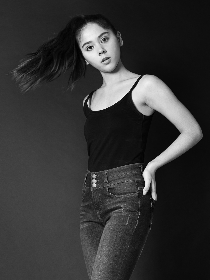 Lily Sombun/Apple Models