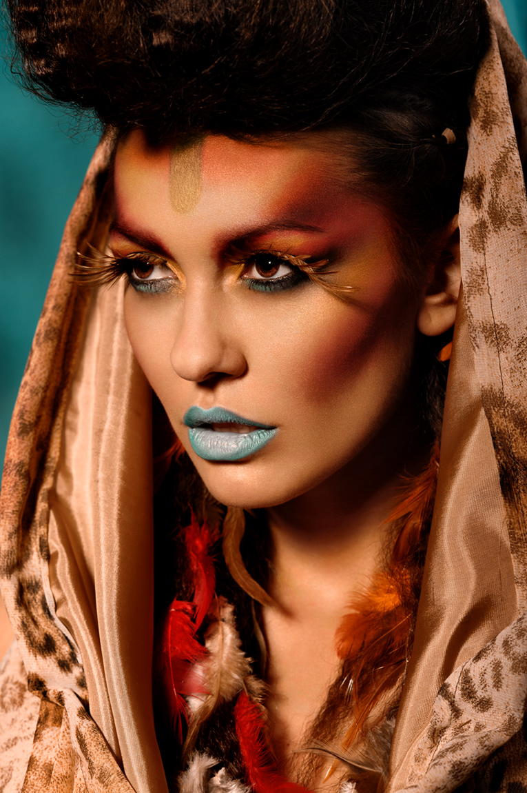 Summer Time/Make Up Trendy Magazine